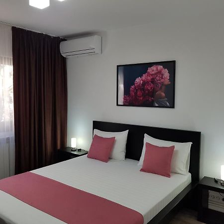 Mary Apartment Galati  Bagian luar foto