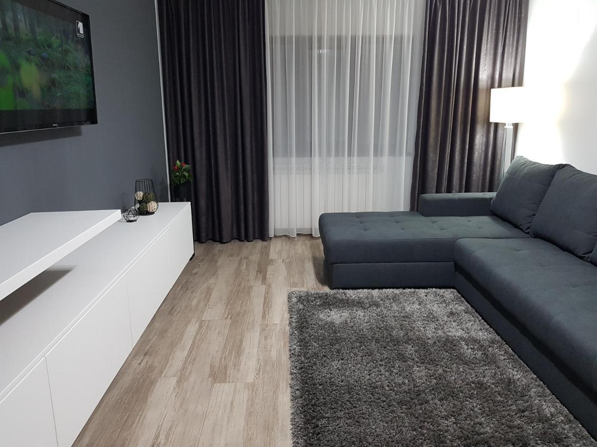 Mary Apartment Galati  Bagian luar foto