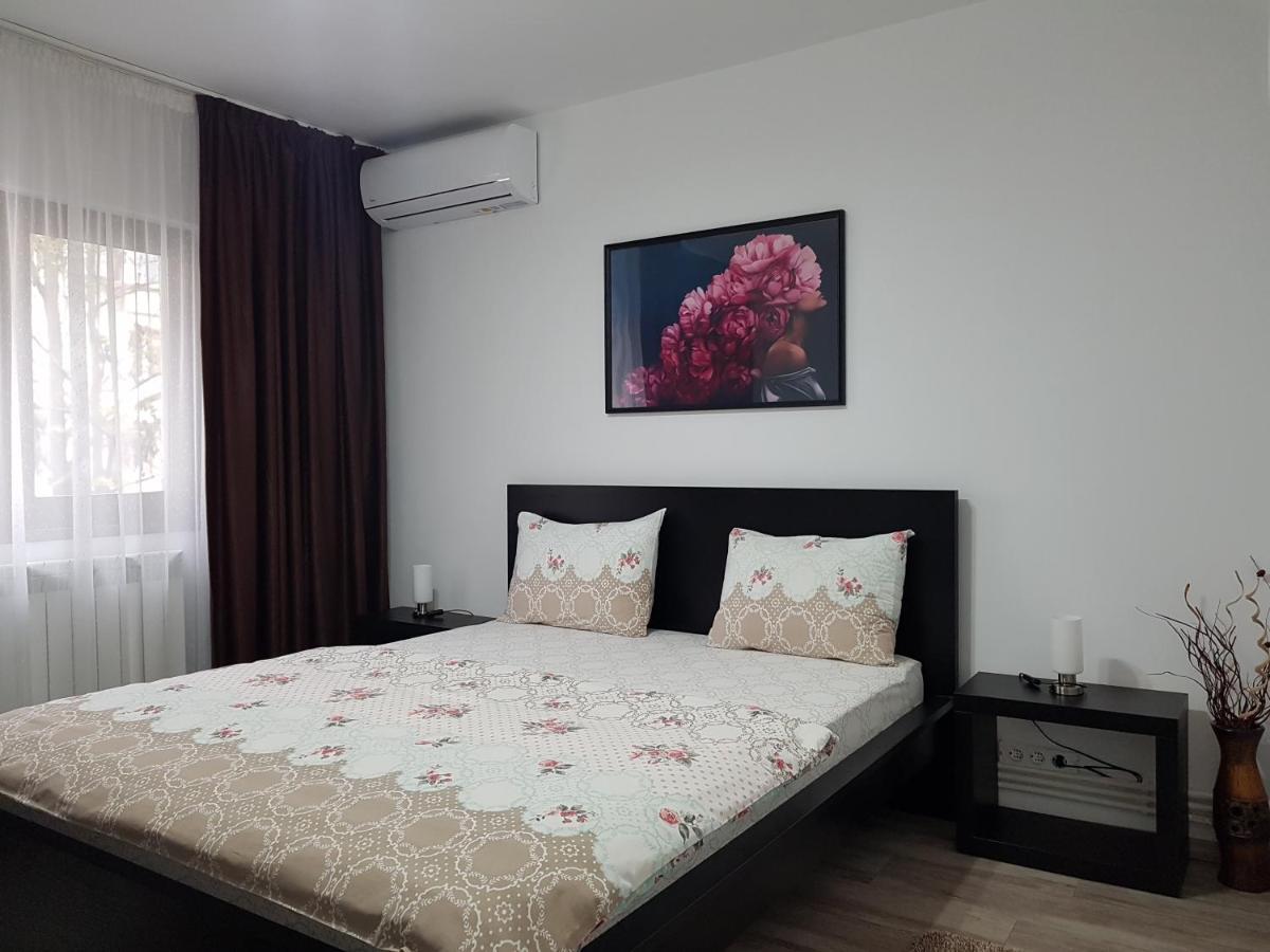 Mary Apartment Galati  Bagian luar foto