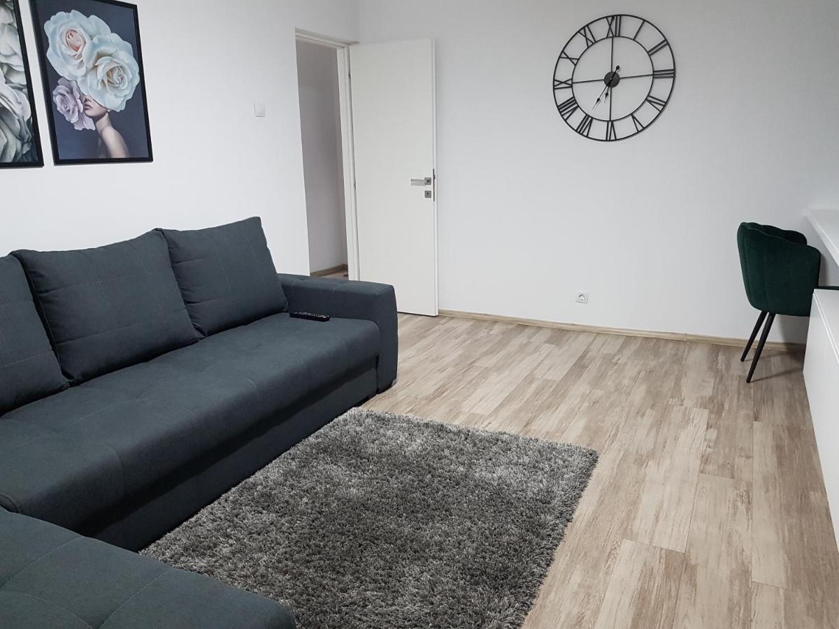 Mary Apartment Galati  Bagian luar foto