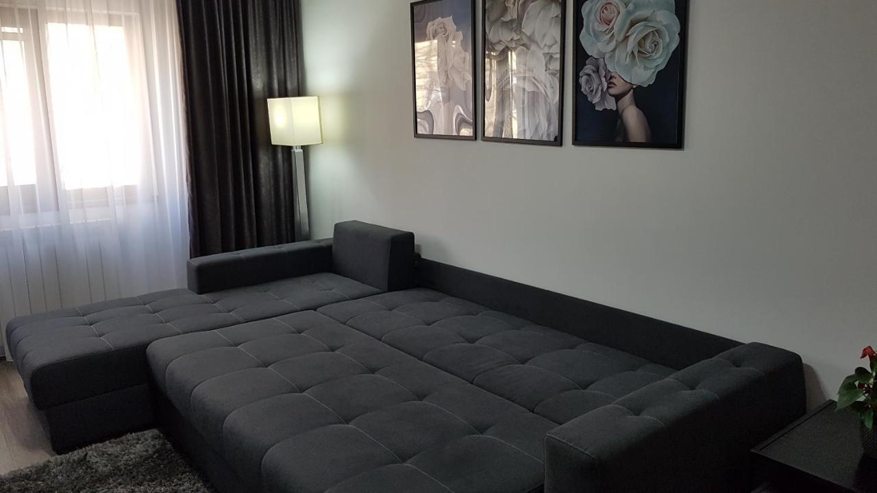 Mary Apartment Galati  Bagian luar foto