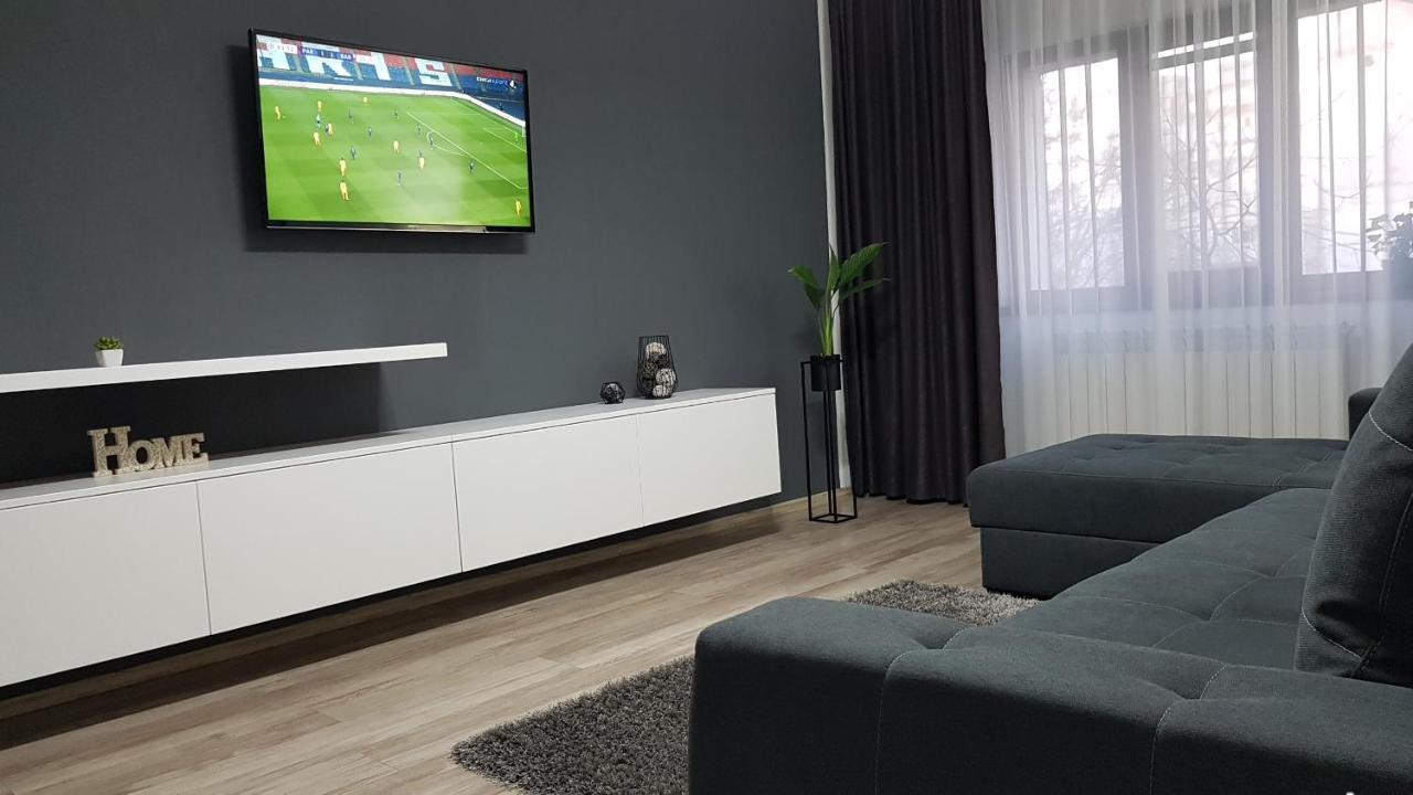Mary Apartment Galati  Bagian luar foto