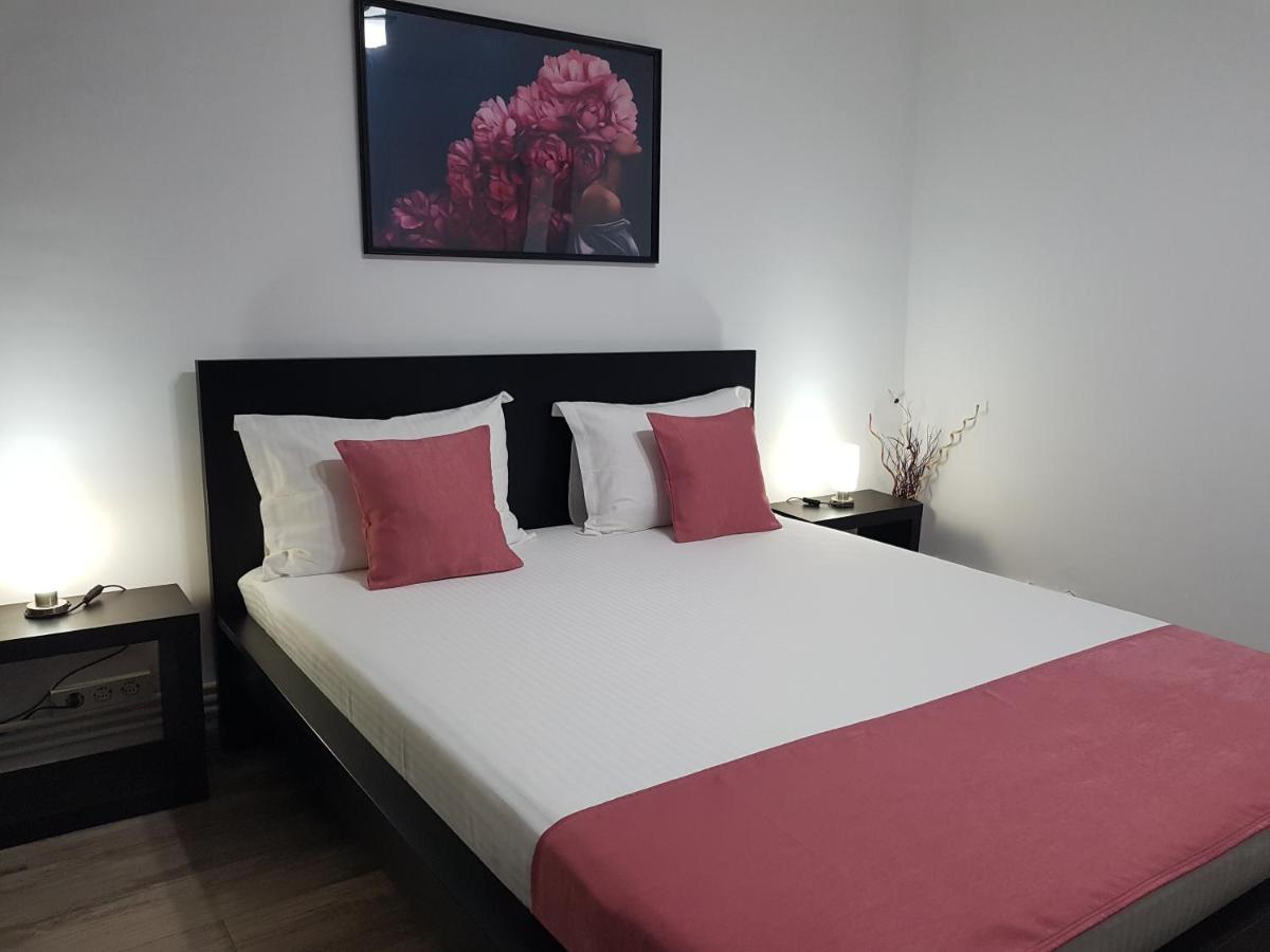 Mary Apartment Galati  Bagian luar foto