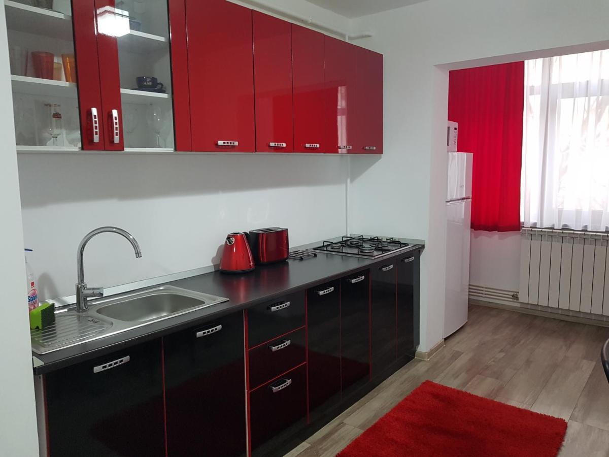Mary Apartment Galati  Bagian luar foto