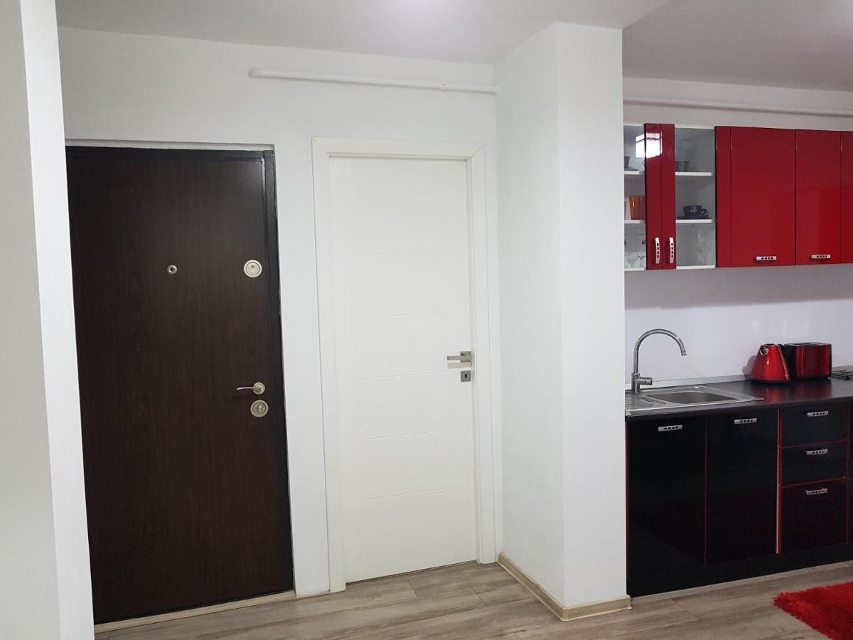 Mary Apartment Galati  Bagian luar foto
