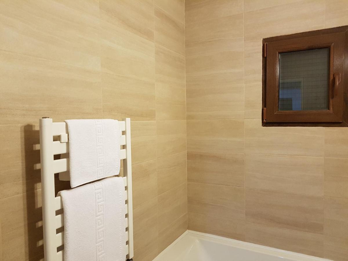 Mary Apartment Galati  Bagian luar foto