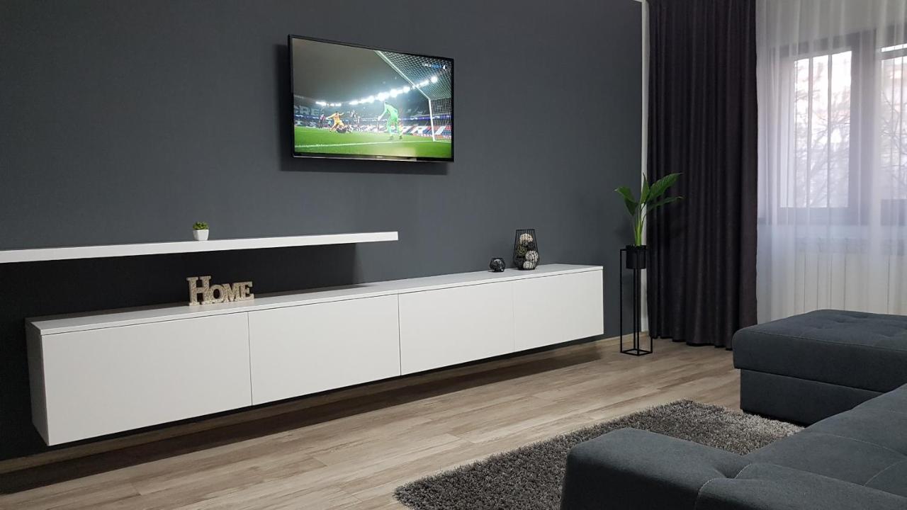 Mary Apartment Galati  Bagian luar foto
