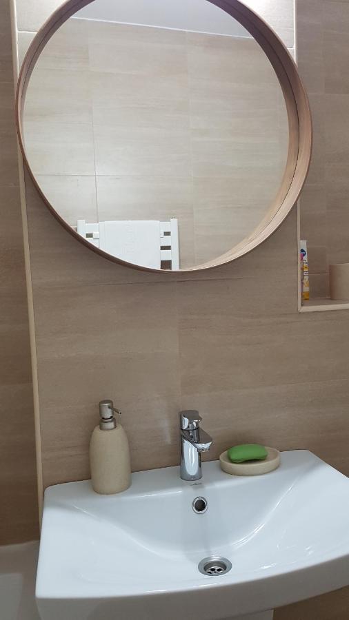 Mary Apartment Galati  Bagian luar foto
