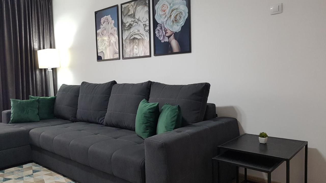 Mary Apartment Galati  Bagian luar foto