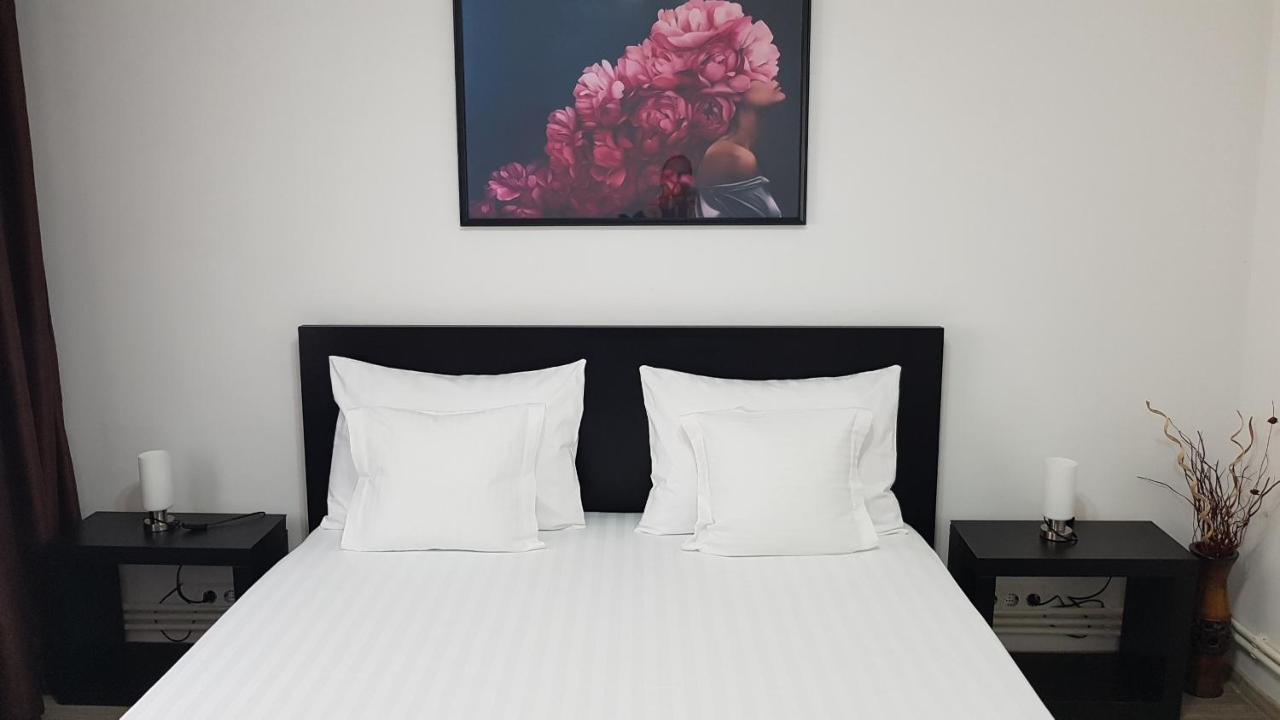 Mary Apartment Galati  Bagian luar foto