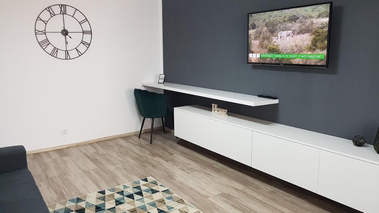 Mary Apartment Galati  Bagian luar foto